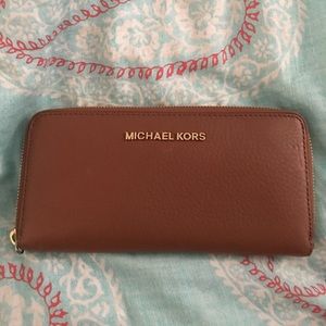 michael kors wallet