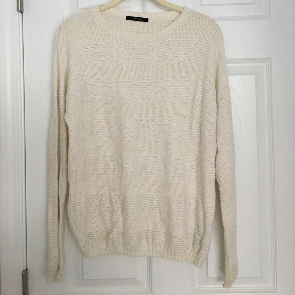 Last chance ‼️Forever 21 cream sweater