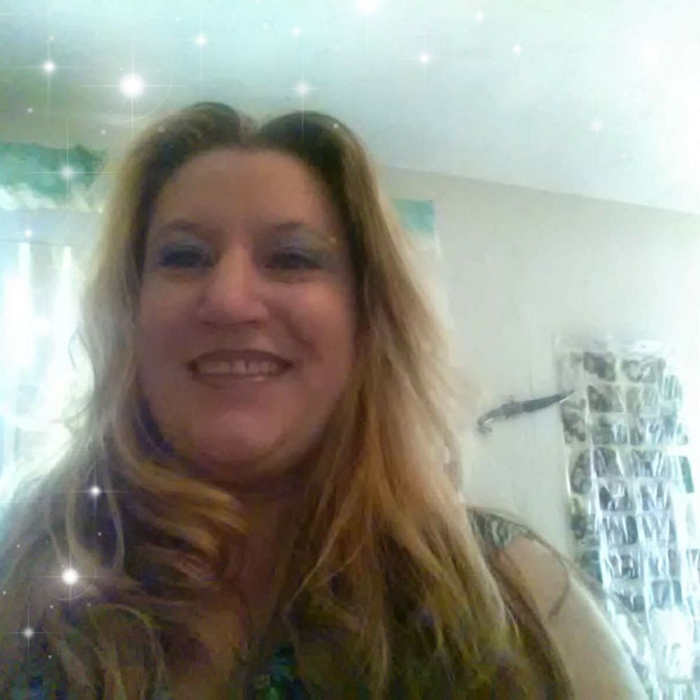 Meet your Posher, Angie