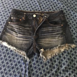 American eagle high waisted shorts