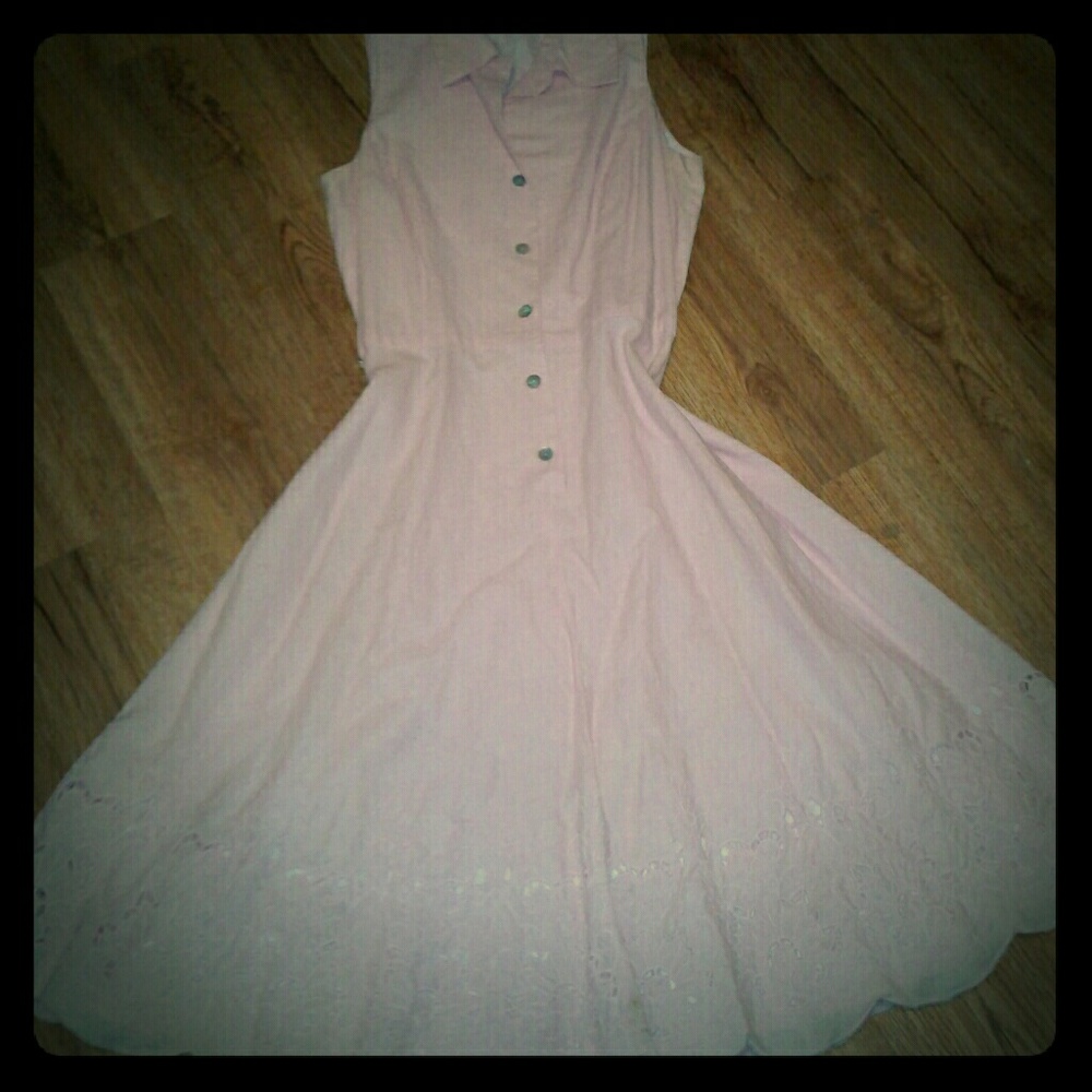 BABY PINK PIN UP EMBROIDED SLEEVELESS MID DRESS