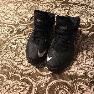 Men's Nike basketball shoes