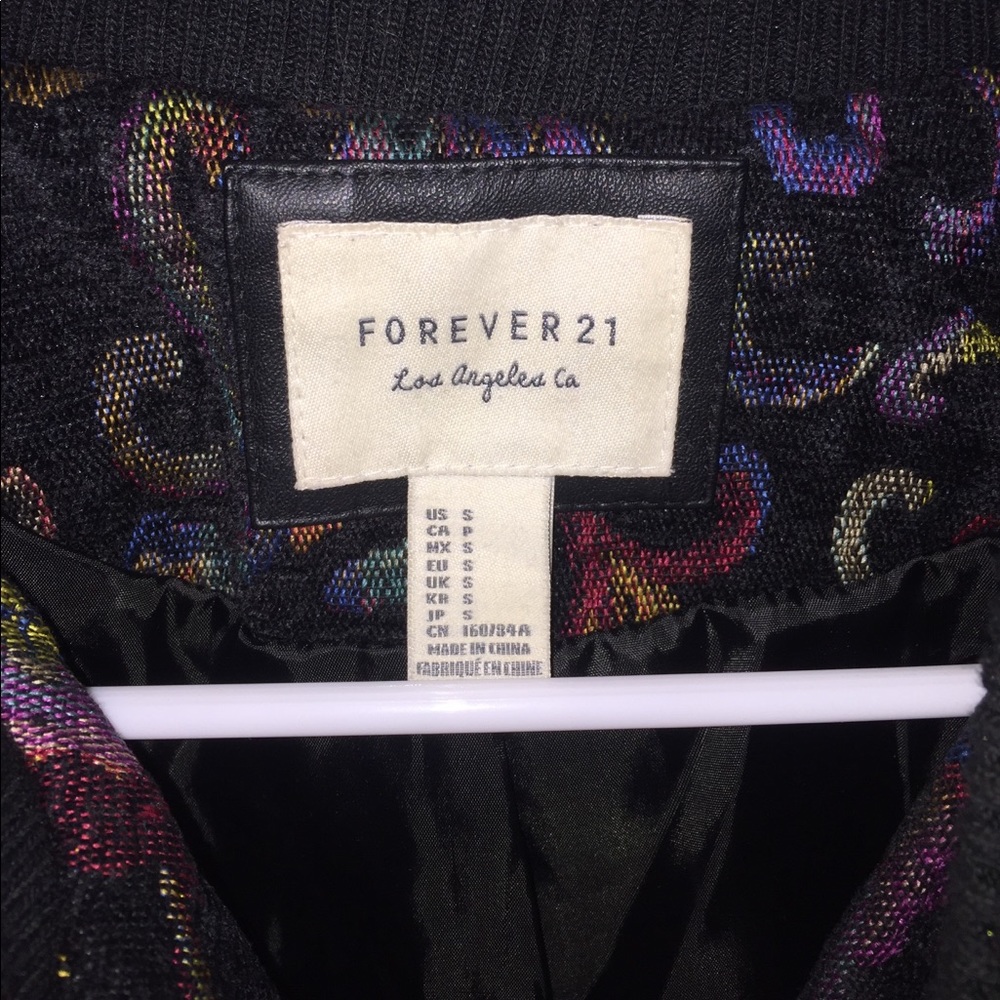 Bomber jacket - Picture 3 of 4