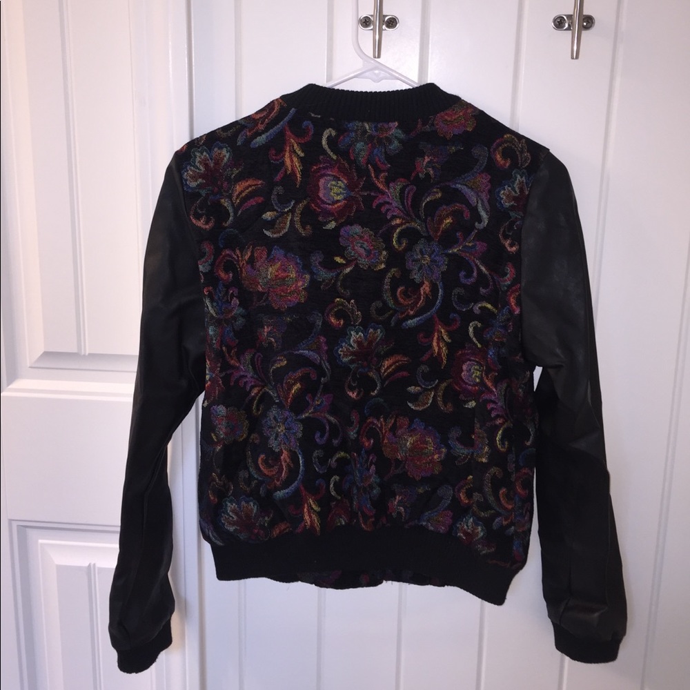 Bomber jacket - Picture 4 of 4