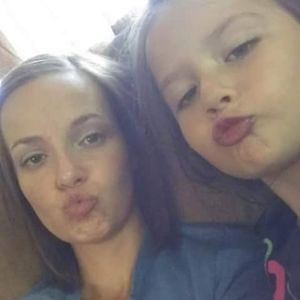 Meet your Posher, Stefanie