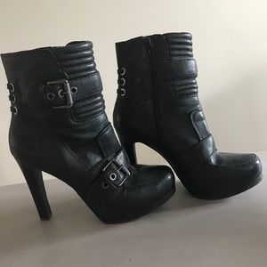 Nine West booties