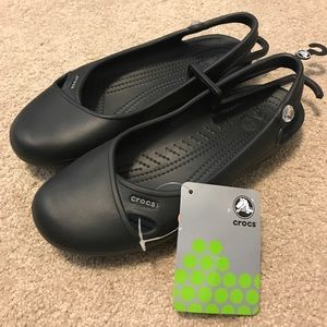NWT Crocs Olivia Flats, Size 9