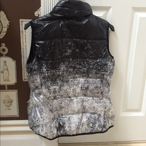 Black and White Puffer Vest - Picture 2 of 2