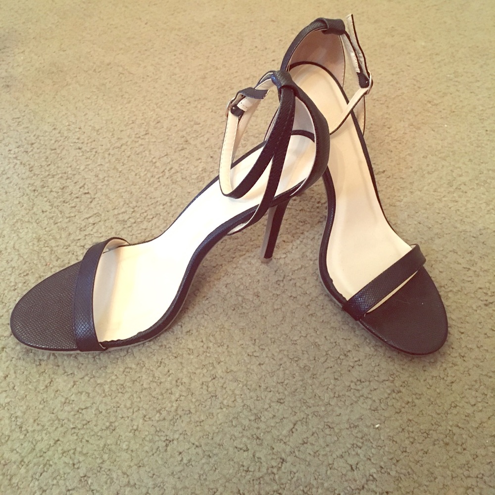 LAST DAY Black Ankle Strap Heels