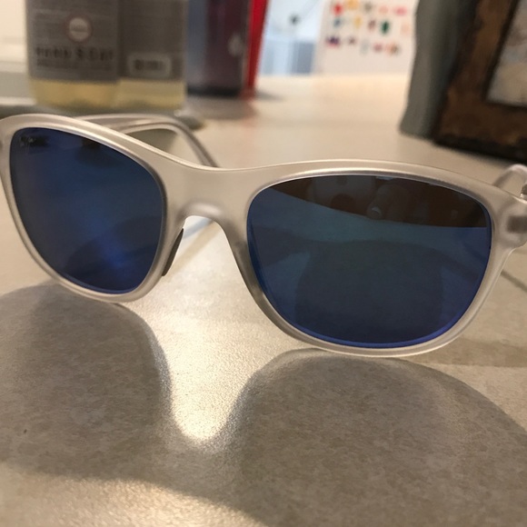 π Maui Jim Wakea πΆ Plano Blue Hawaii π - Picture 2 of 5