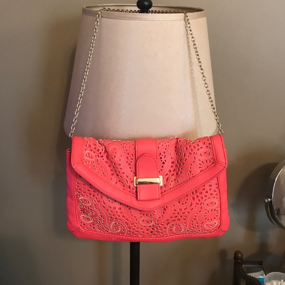 Coral shoulder bag