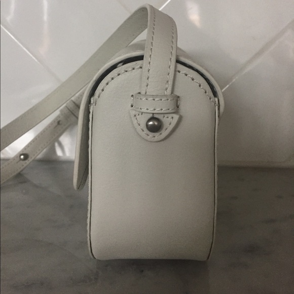 Kelsi Dagger Crossbody - Picture 6 of 7