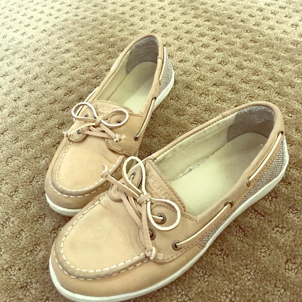 Sperrys that are very cute on girls.