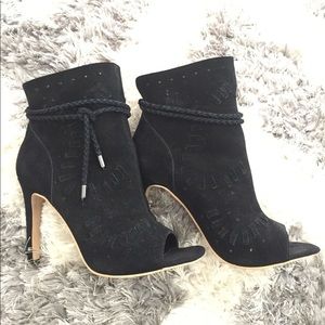 Dolce Vita peak-toe booties