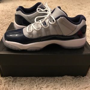 Air Jordan 11 Retro Low sneakers