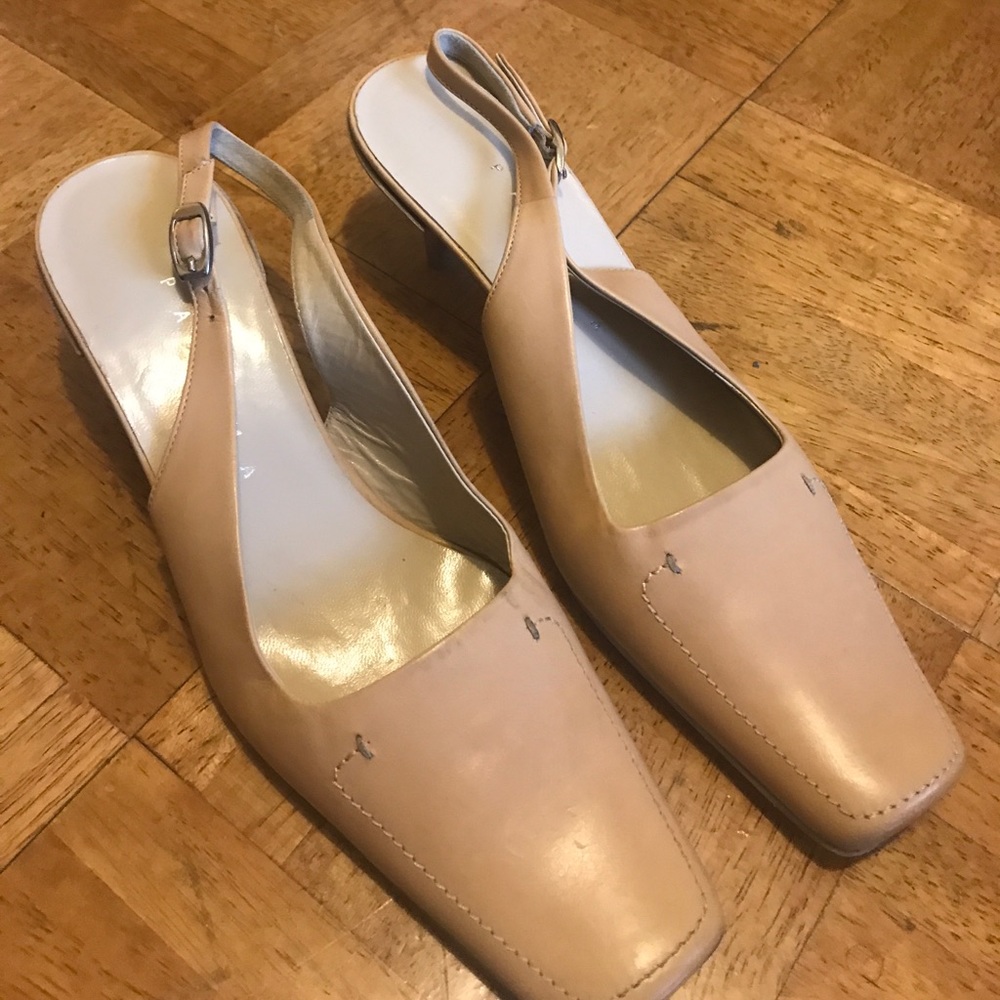 Paloma leather sandals