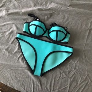 TRIANGL BIKINI SALE BEFORE SPRING/ SUMMER