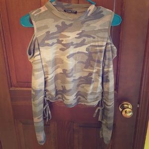 Camo crop top with shoulder cut outs