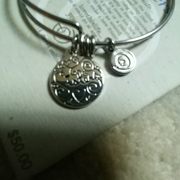 Bracelet - Picture 2 of 3