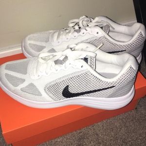 Nike Running Workout Revolution 3 Shoes
