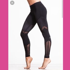 ALO Yoga Sheila Legging