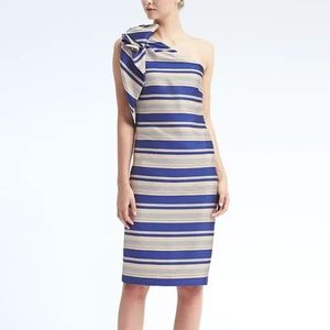 MORE RDUCED NWOT Banana Republic bow striped dress
