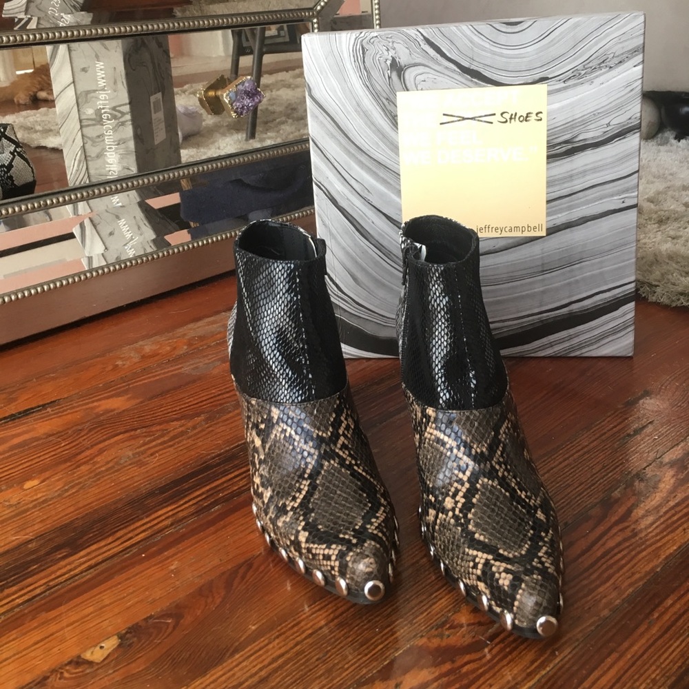BRAND NEW WITH BOX Jeffrey Campbell Snakeskin Boot