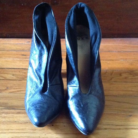 Shoe boots! - Picture 2 of 2