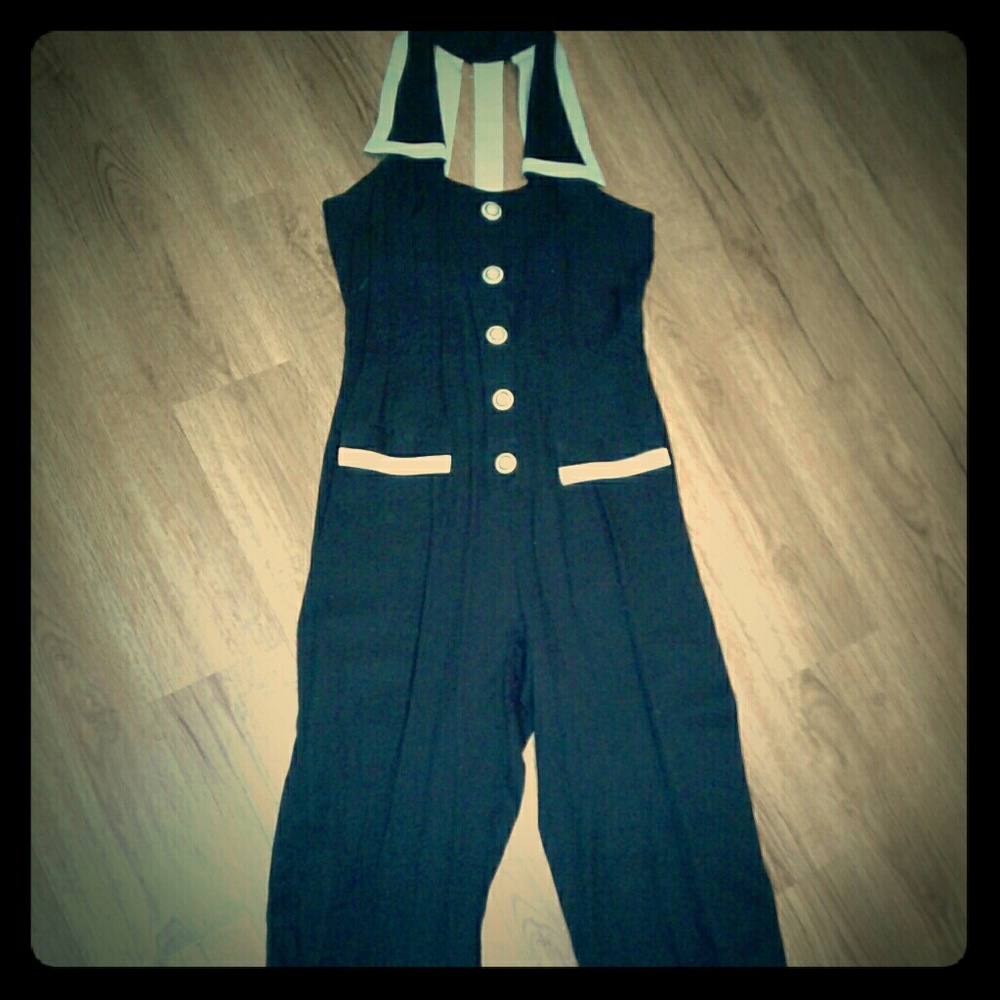 VINTAGE BLACK AND WHITE JUMP SUIT