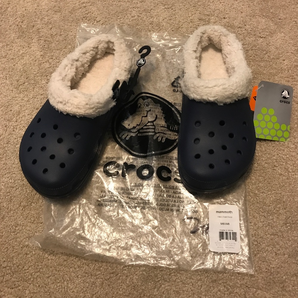 NWT Crocs Mammoth Unisex Winter Lined Clogs