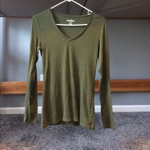 Long sleeve tee
