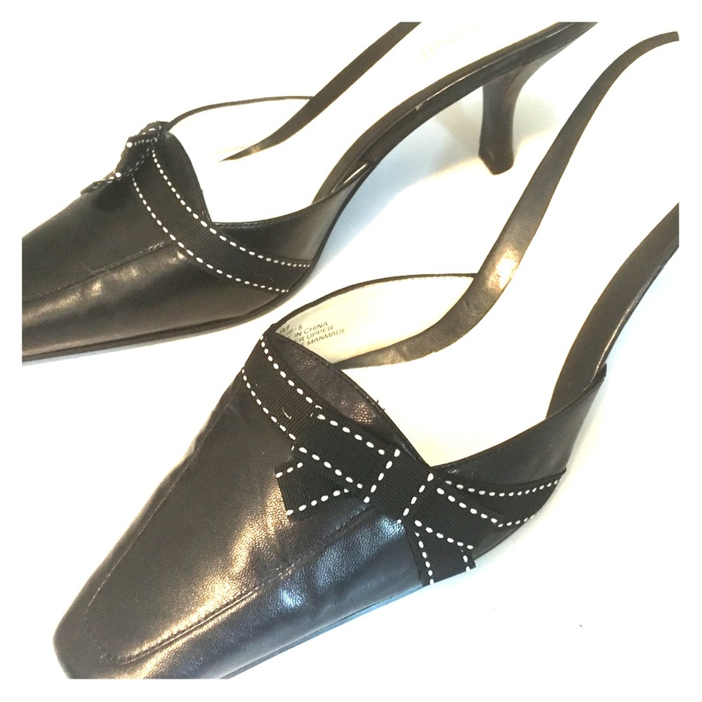 Dress shoes