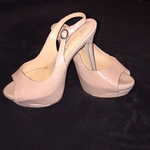 Gianni Bini Nude Platform Heels Size 8