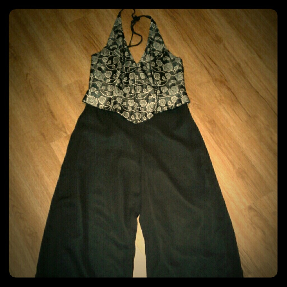 SILVER AND BLACK COCKTAIL BACKLESS JUMPSUIT