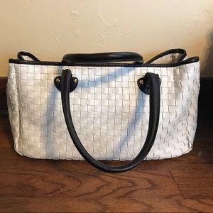 White Bloomingdales tote