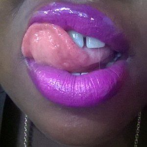 Meet your Posher, Coyetta