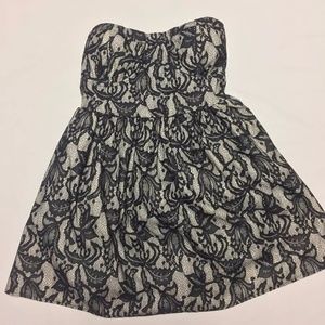 Charlotte Russe Strapless Peplum Top Size L