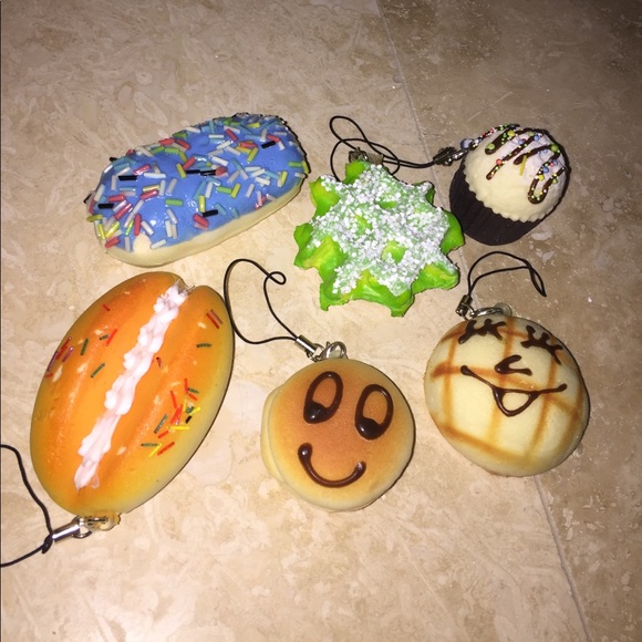 6 small squishies :) - Picture 1 of 4