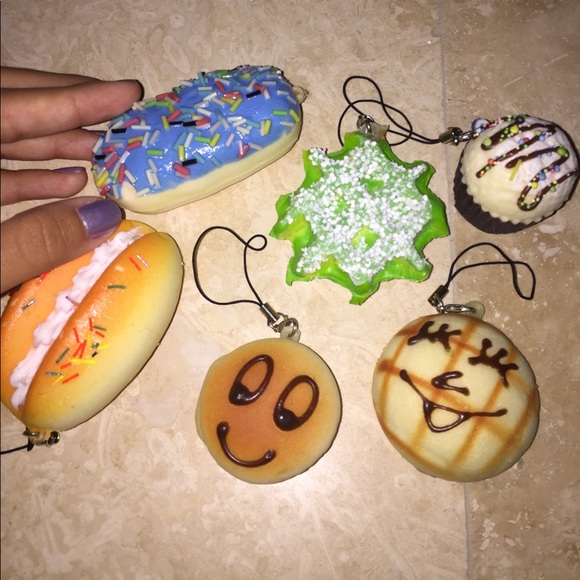 6 small squishies :) - Picture 2 of 4