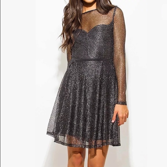 SOLD OUT - Picture 2 of 7