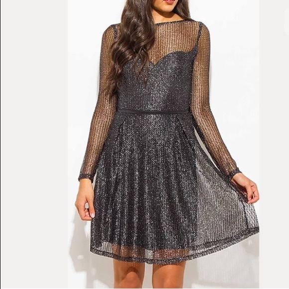 SOLD OUT - Picture 3 of 7