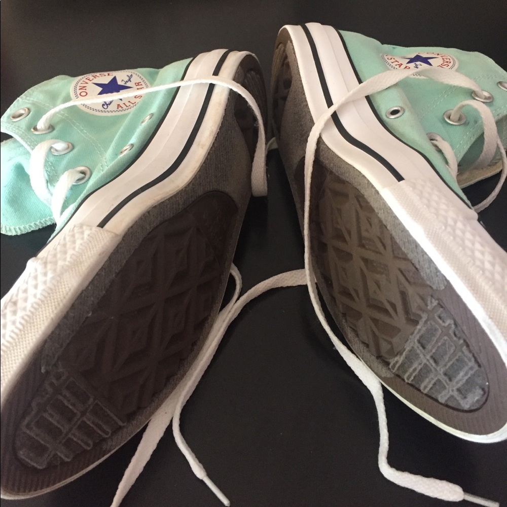 Converse - Picture 3 of 4