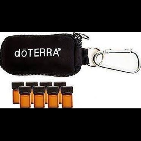 dōTERRA black or purple keychain w/samples - Picture 3 of 3