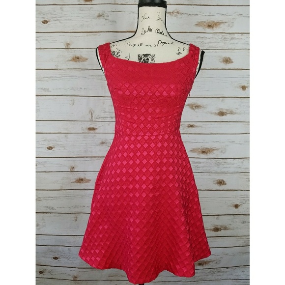 Moulinette Soeurs Minette Dress Red Smocked - Picture 2 of 8