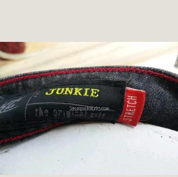 VINTAGE NWT AUTHENTIC KILL CITY JEANS JUNKIE FIT - Picture 5 of 6