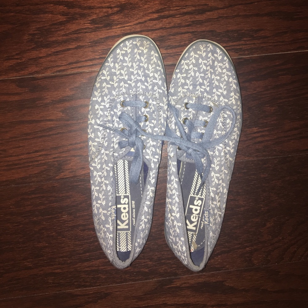 Keds with a leafy print