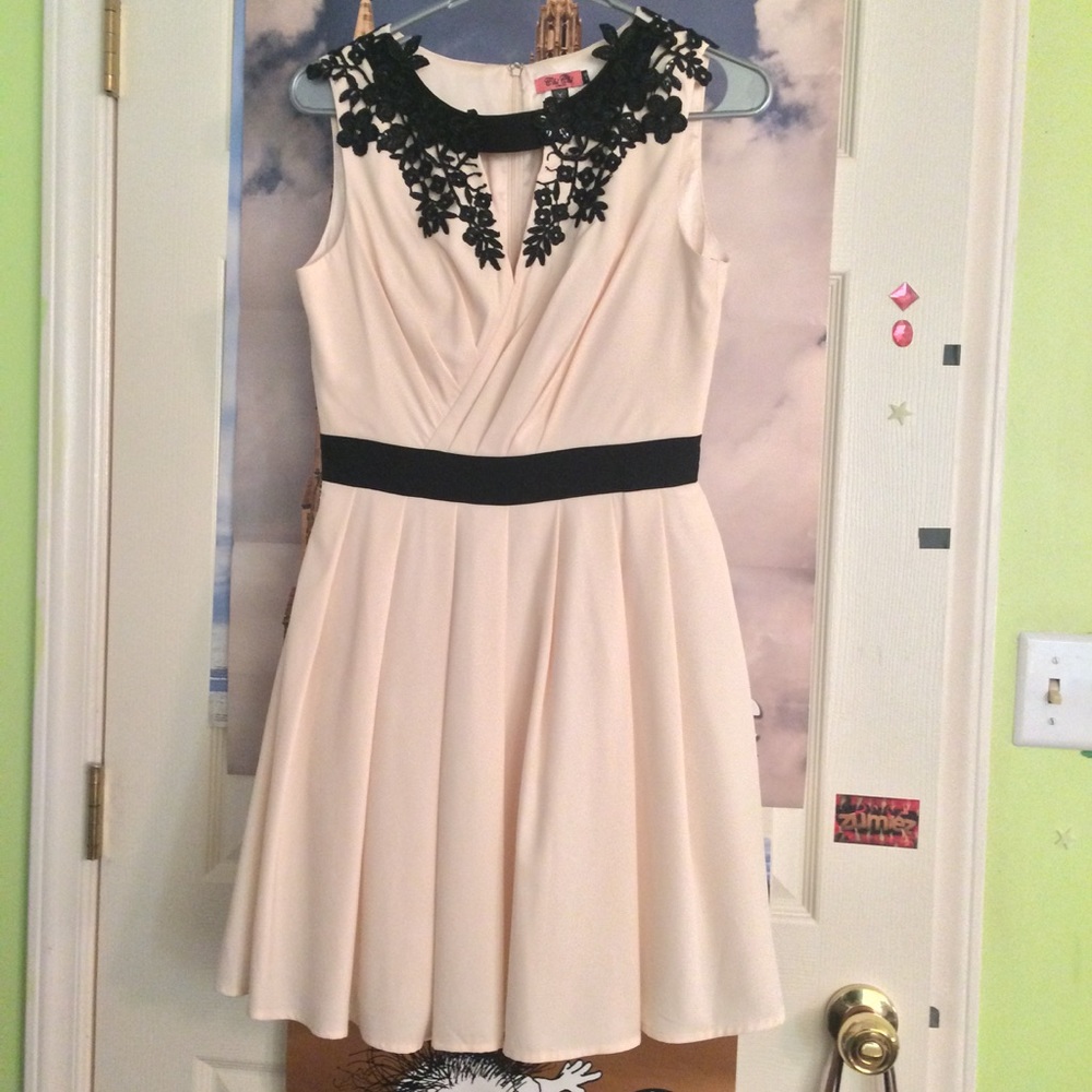 🕊️ Elegant Prom/Homecoming/Bridesmaid Dress