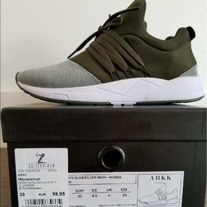 ARKK Copenhagen Raven Dusty Olive Shoes