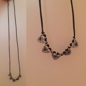 Black necklace with silver detail