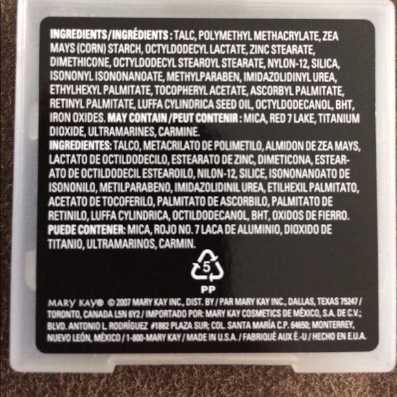 Cherry blossom blush - Picture 3 of 3